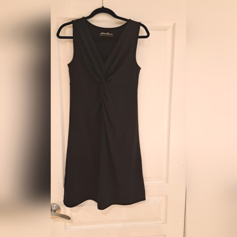184 - 🖤 Eddie Bauer Essential Twist-Front Black Dress